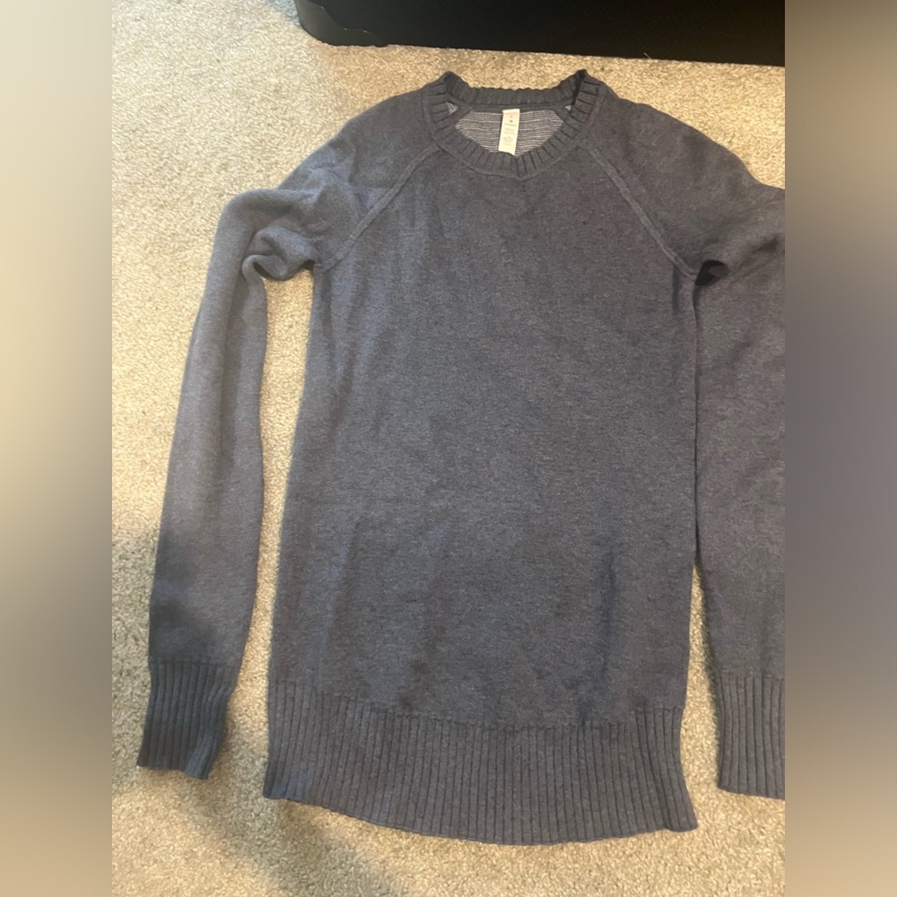 Lululemon size small sweater, blueish grey color